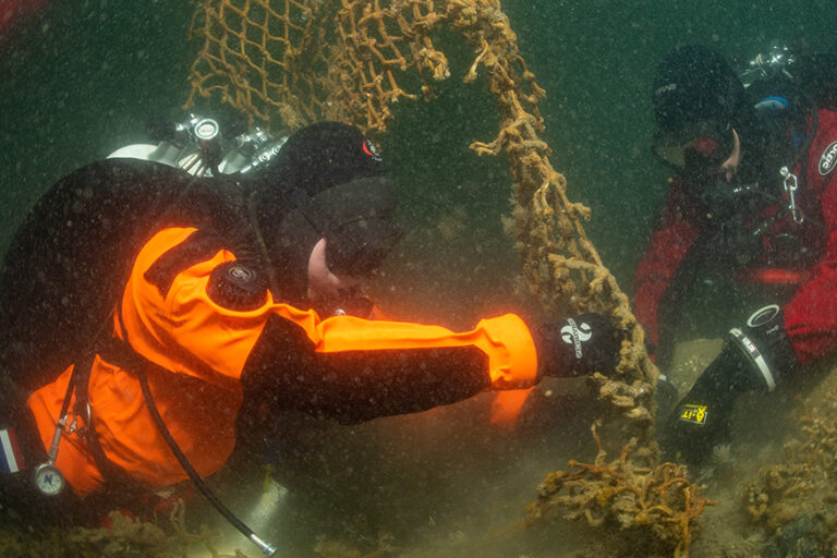 Ghost Diving - The worst conditions are the best teachers