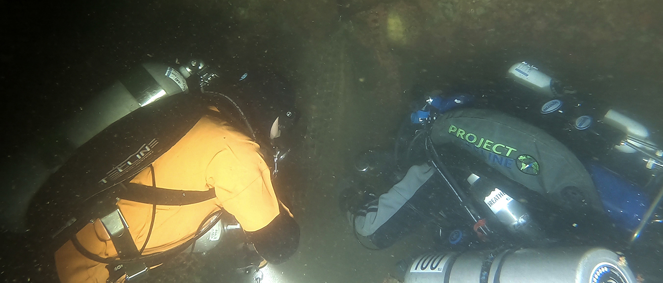 Ghost Diving USA remove ghost nets from shipwreck off San Pedro, California
